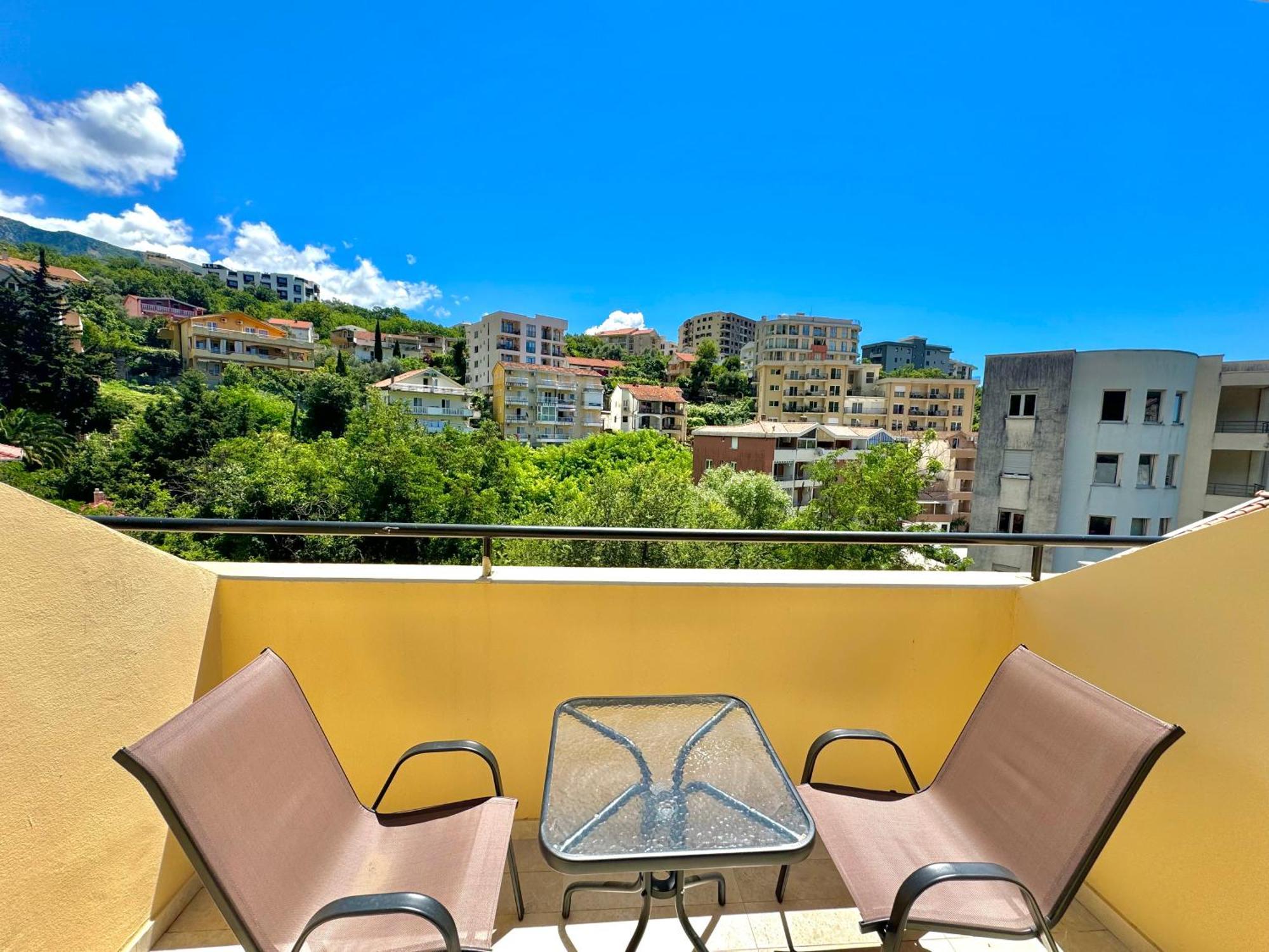 For-A Apartmani Bečići エクステリア 写真